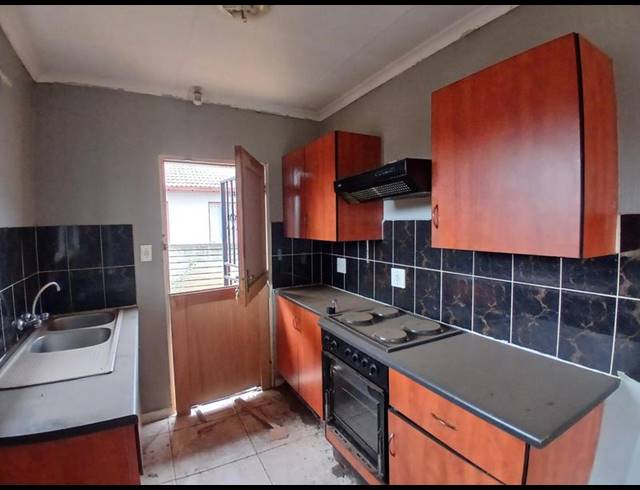 3 BEDROOM PROPERTY TO RENT IN THE ORCHARDS